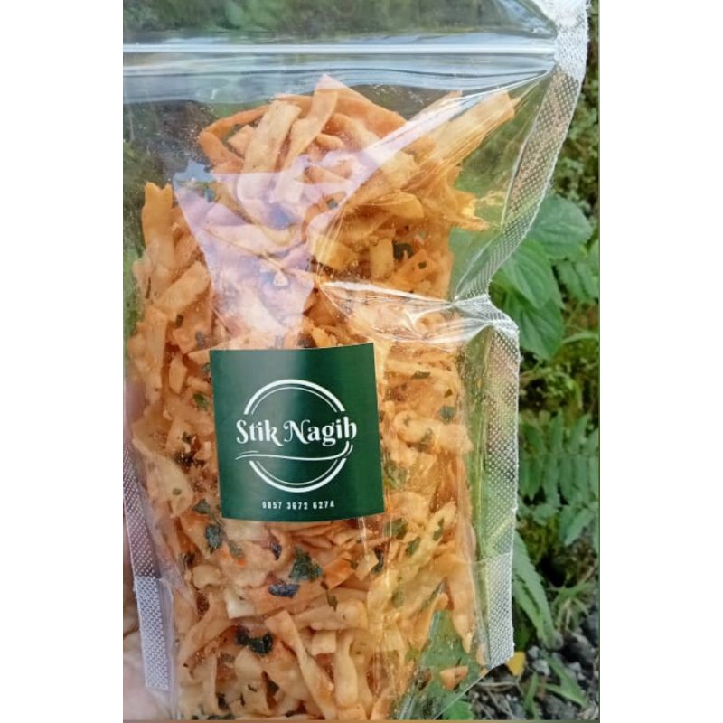 

Stik Bawang Bumbu Balado Daun Jeruk