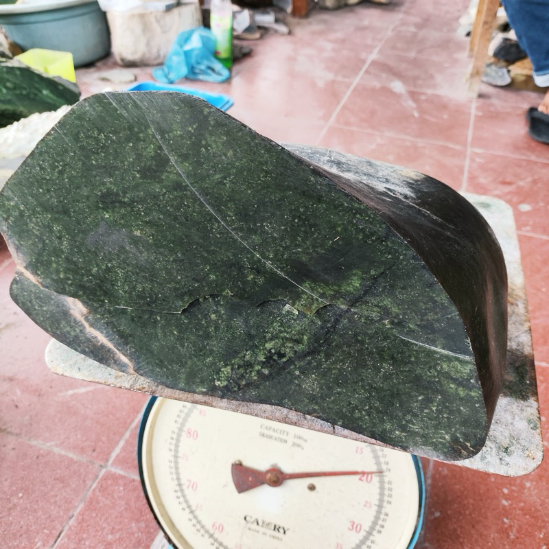 NEPHRITE JADE  GIOK ACEH 19KG