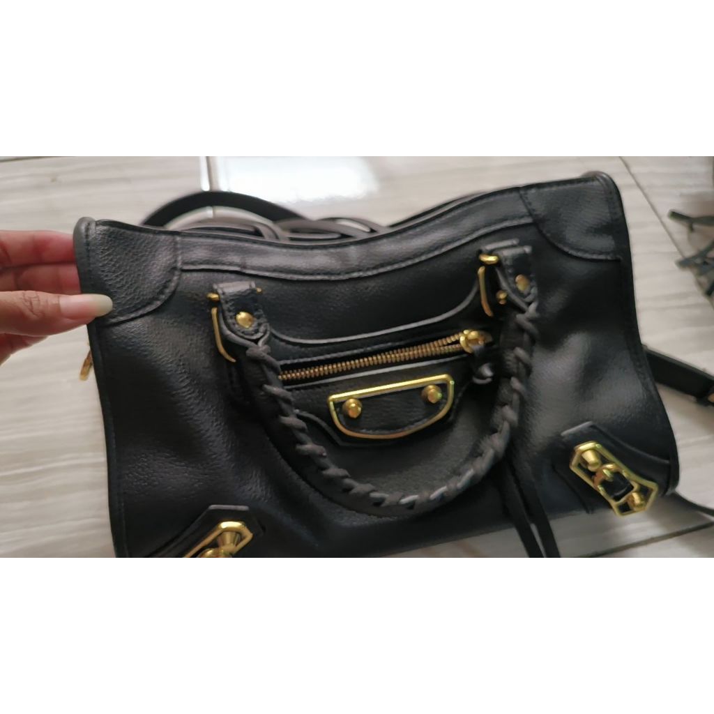 Preloved Balenciaga Hitam Size 28