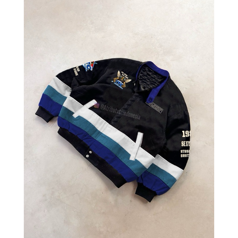Jacket One road one name Xtc Indonesia