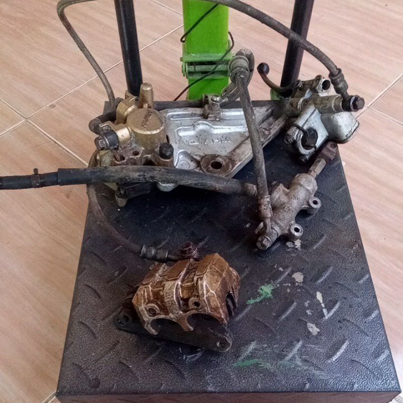 Cakram depan kharisma Cakram Belakang Supra x Pengereman Supra X 125 Set Depan Belakang Original