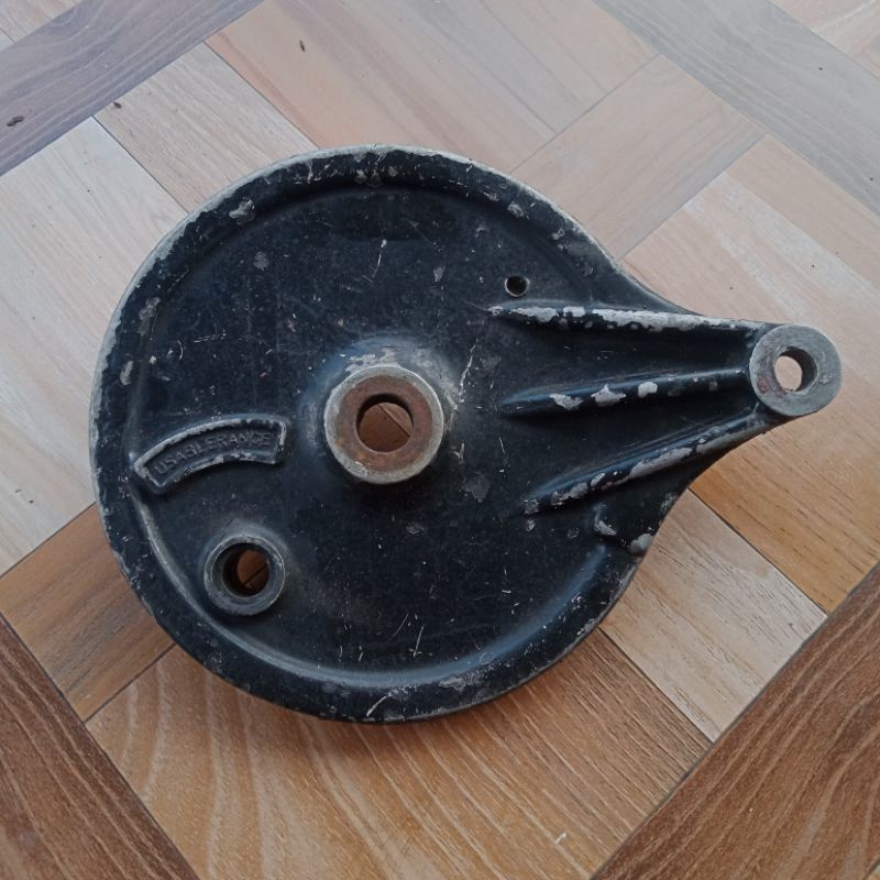 tutup tromol as paha rem belakang original bajaj pulsar 135