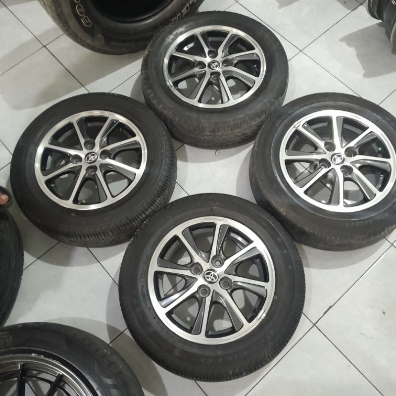 Velg Mobil Calya Ring 14 Komplit Ban R14