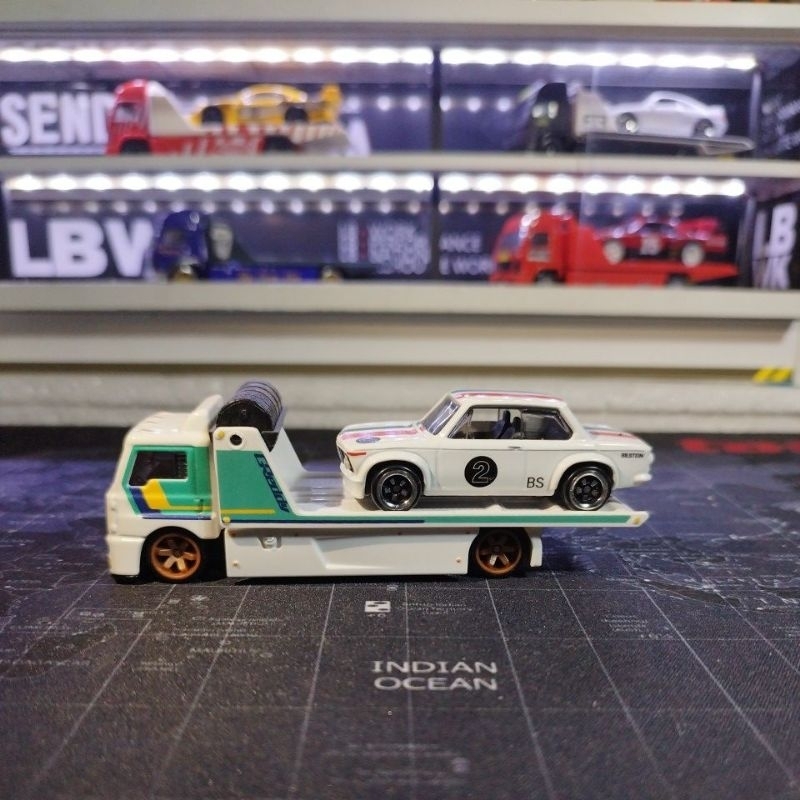 Hotwheels Vintage racing club BMW 2002