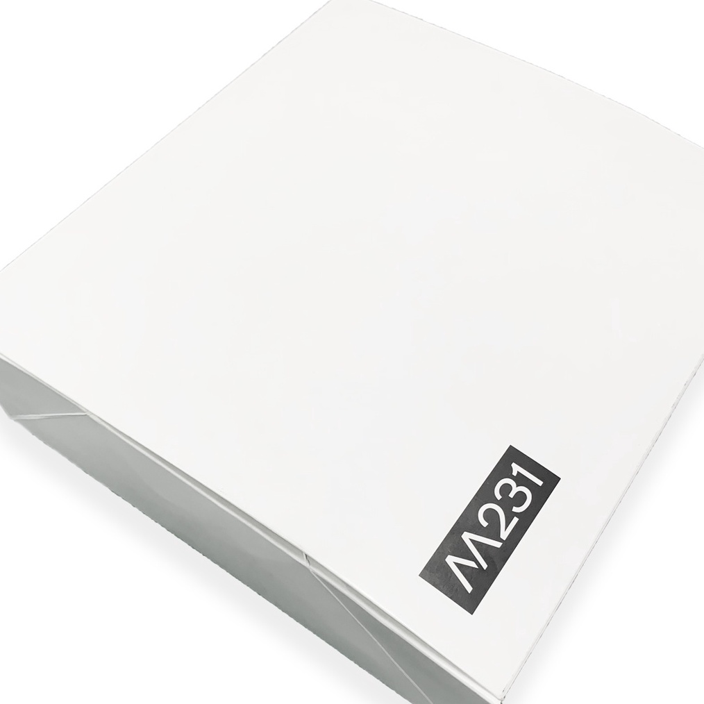 

M231 Gift Box Tidak Termasuk KemejaCelana