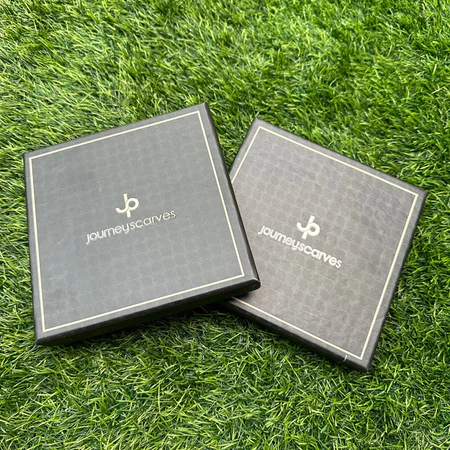 

Box Kardus Original by JOURNEY SCARVES