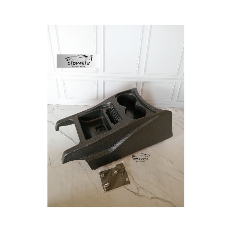 CONSOLE BOX ORGANIZER MOBIL SIGRA TAHUN 2016-2024 WARNA HITAM