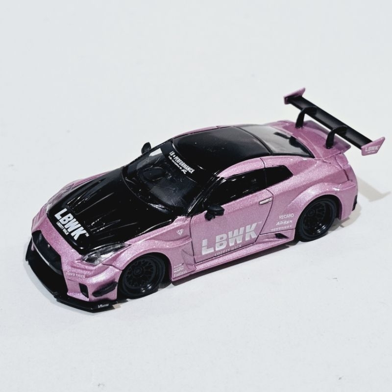 mini gt 418 lb silhouette works gt nissan 35gt RR passion pink class LBWK R35 GTR kaido