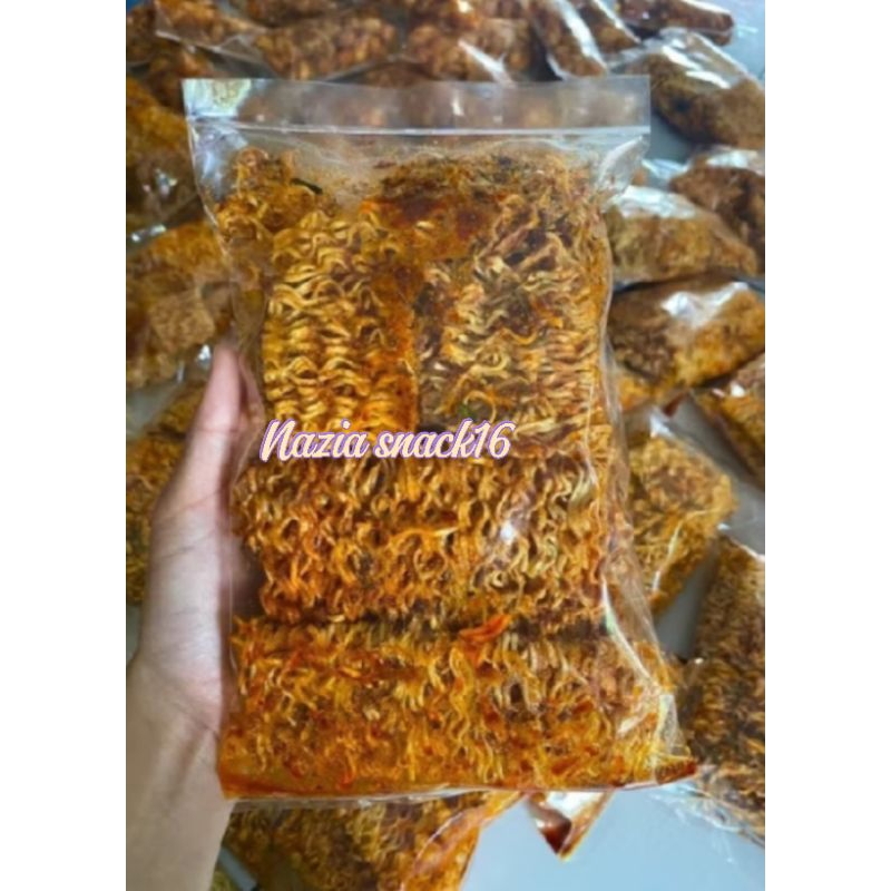 

Mie kremes mie kering kriuk pedas original daun jeruk 100gram