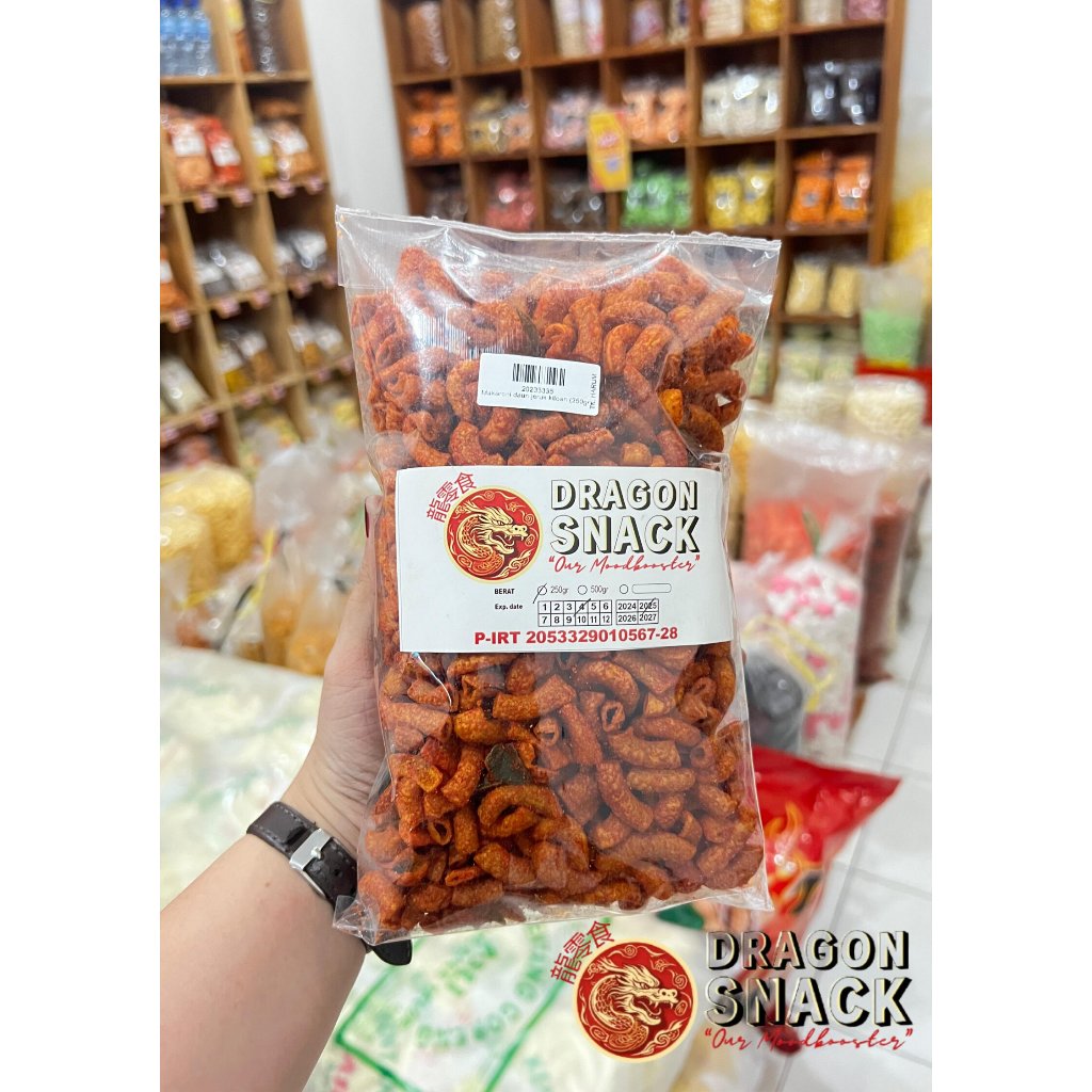 

MAKARONI DAUN JERUK 250GR (DRAGON SNACK)