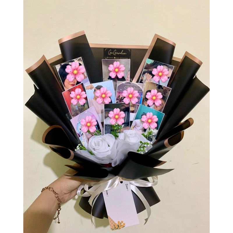 

Buket foto polaroid isi 10 (include foto asli)