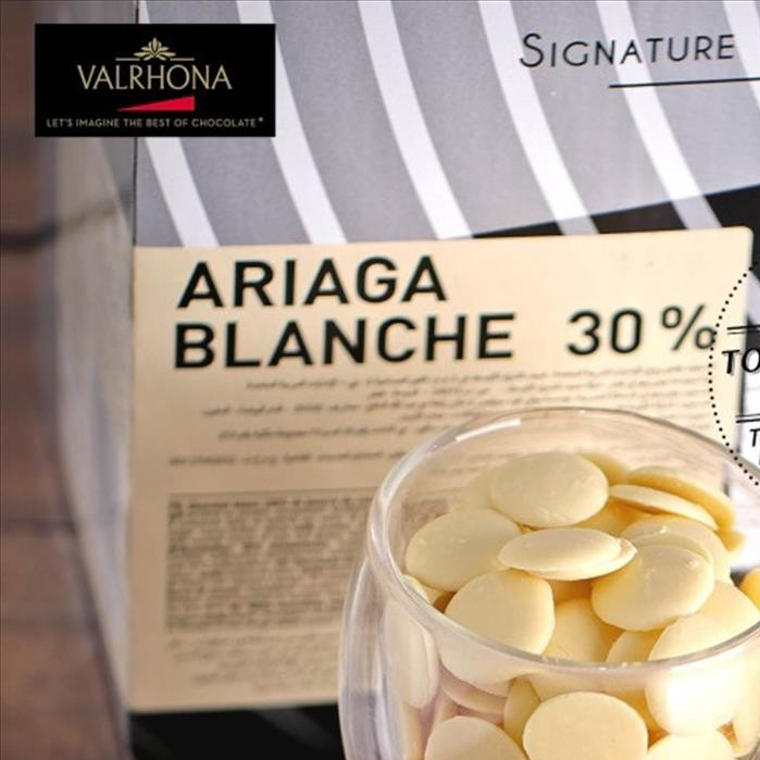 

Valrhona Ariaga Blanche 30% 100gr White Chocolate Couverture Cokelat