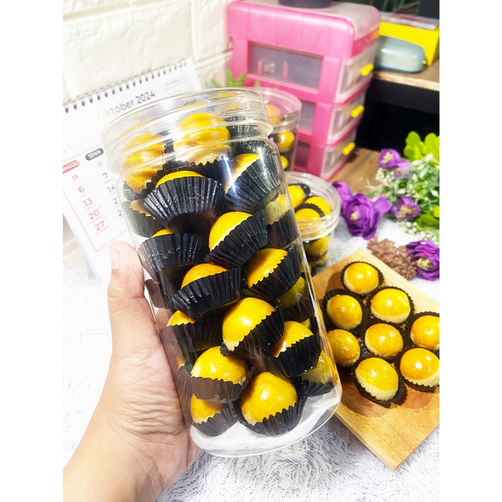 

Kue kering nastar nanas spesial lumer hampers nastar lebaran kemasan 500 gram