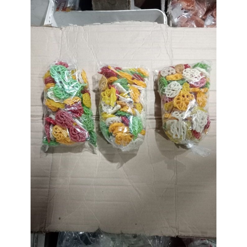 

KERUPUK MAWAR WARNA 250 GR