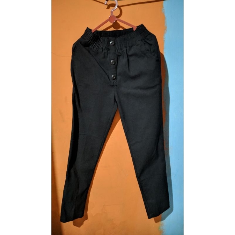 preloved celana hitam