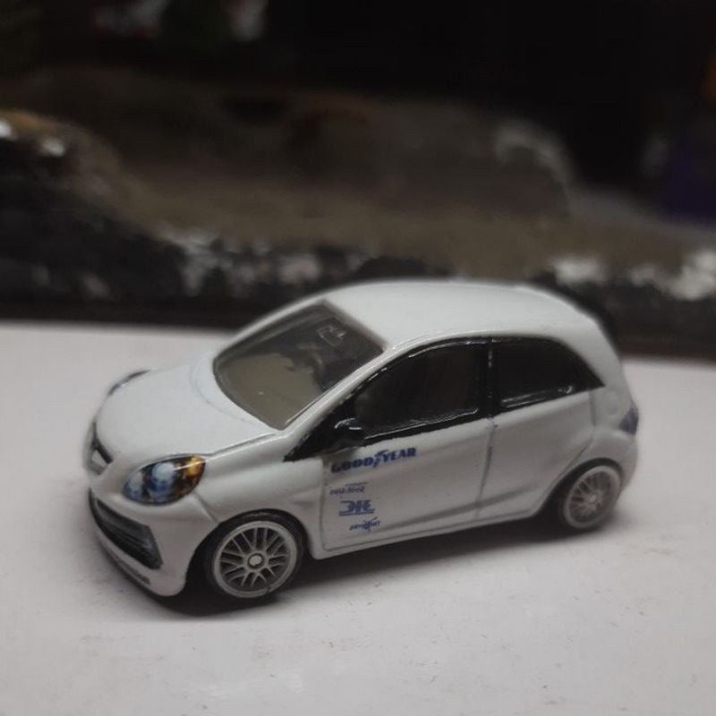 tomica custom honda brio