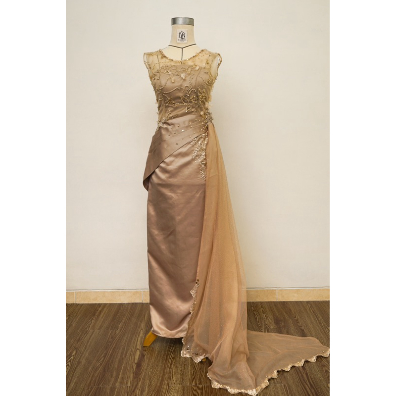Gaun Pesta Gold by Lavani Atelier