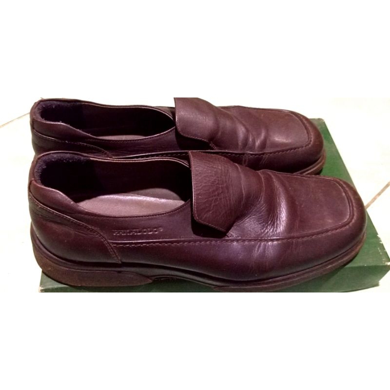 sepatu pria pakalolo
