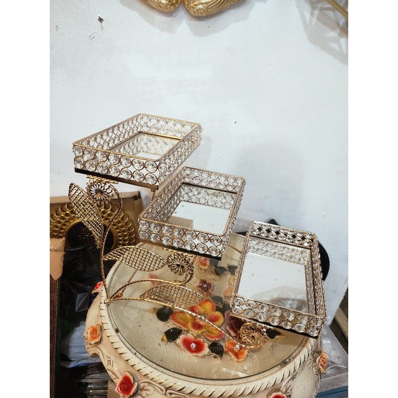 rak kaca kristal serbaguna tingkat 3/tempat Aqua kue buah dll