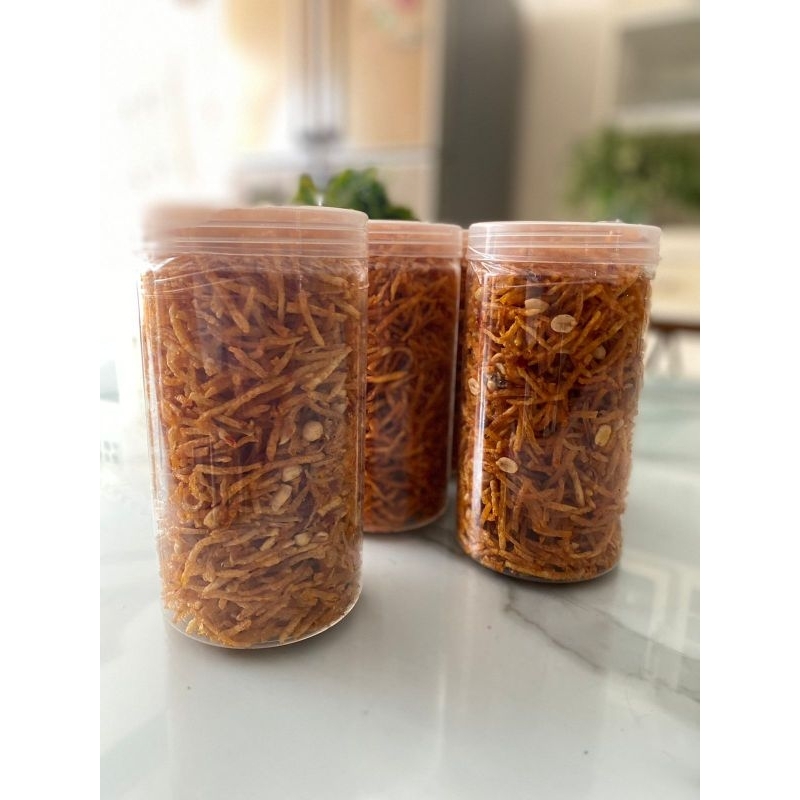 

KERIPIK KENTANG MUSTAFA