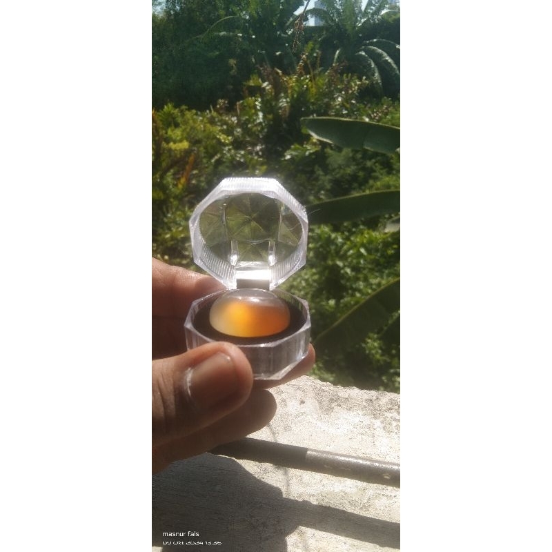 Cincin batu obi nukleus super giwang dengan motif junder