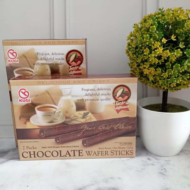 

Kugi Wafer Stik Chocolate@120gr 1 Karton isi 24 Box / Kugi Chocolate Stik Wafer | Omatoserba