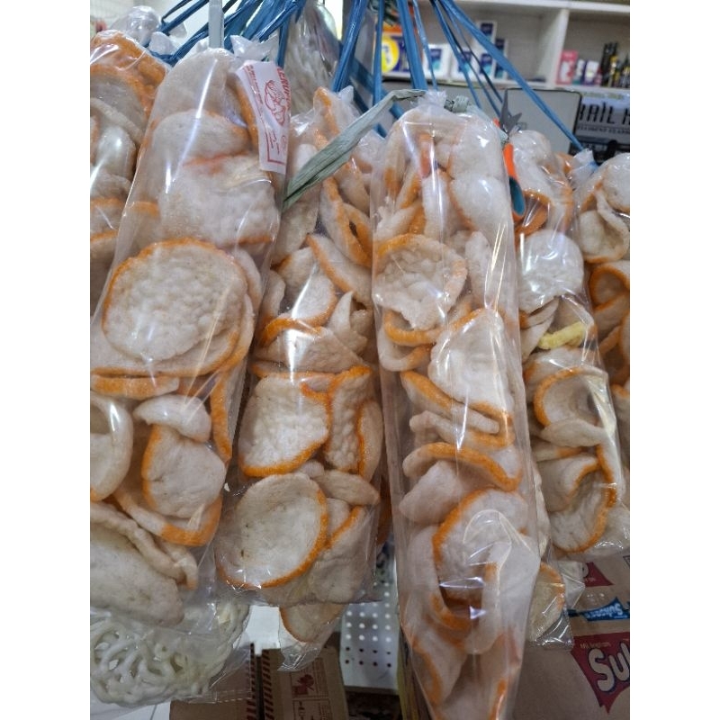 

KERUPUK KERITING DAN KERUPUK BAWANG (SELALU BARU)