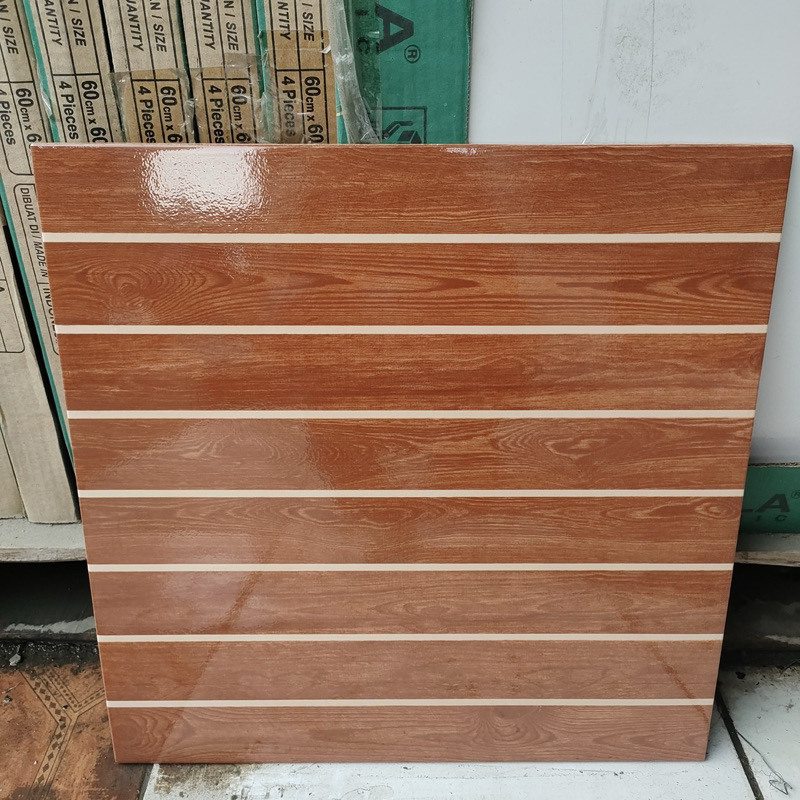 keramik 40x40 motif kayu (glossy)/ keramik parkit kayu/ keramik teras/ keramik lantai taman