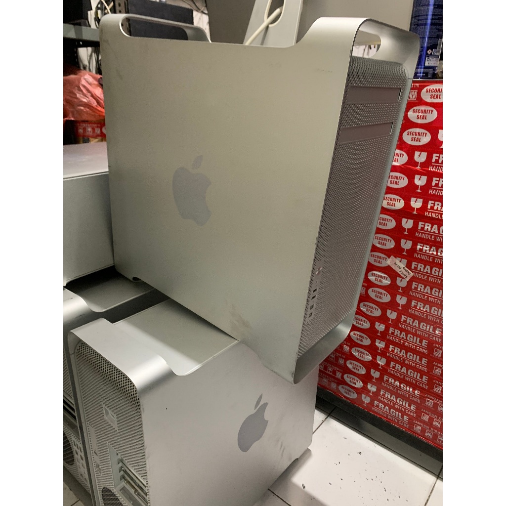 PC / CPU  APPLE MAC PRO 5.1 (A1289) KOSONGAN. NORMAL NYALA