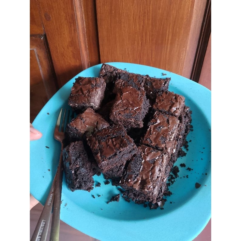 

FUDGY BROWNIES DARK CHOCOLATE