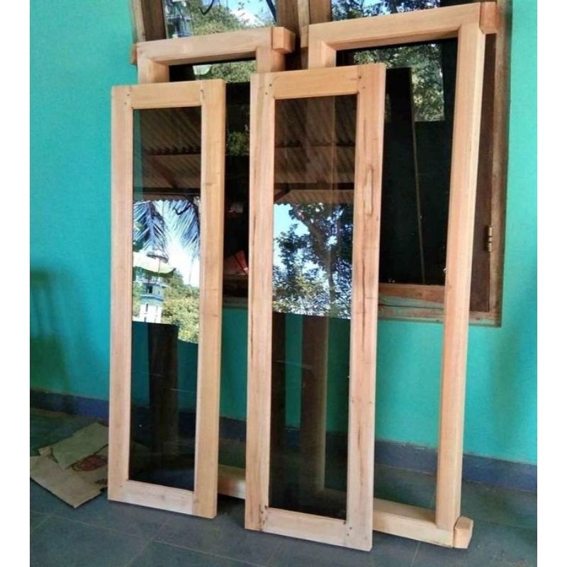 Daun jendela kaca kayu mahoni 170 cm x 40cm