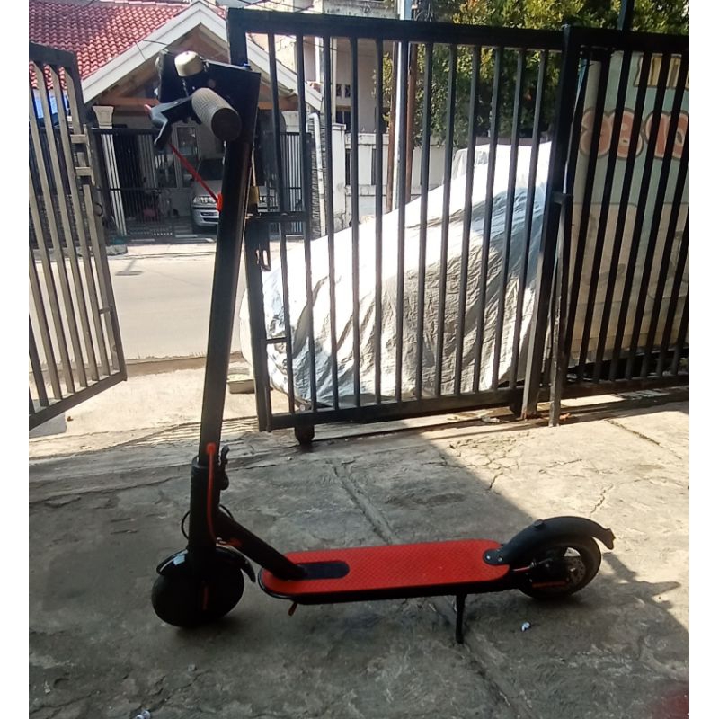 skuter listrik lipat