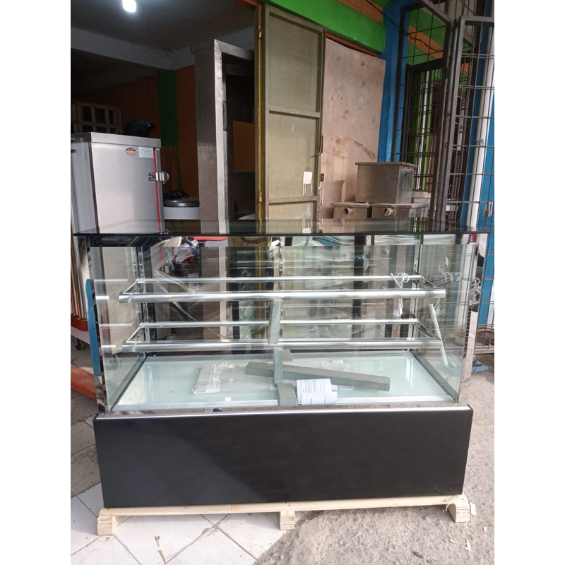 chiller cake showcase display / pajangan kue ukuran 180cm