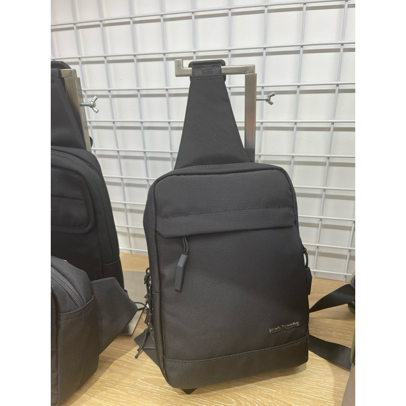 Chest Bag Pria Hush Puppies Original - Kovan
