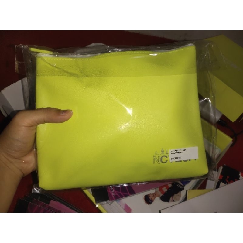 (BACA DESC) Pouch NCT 127 Official Fanclub Welcome KIT Tag : Tas NCT 127/Dompet/Pouch/Tas selempang/