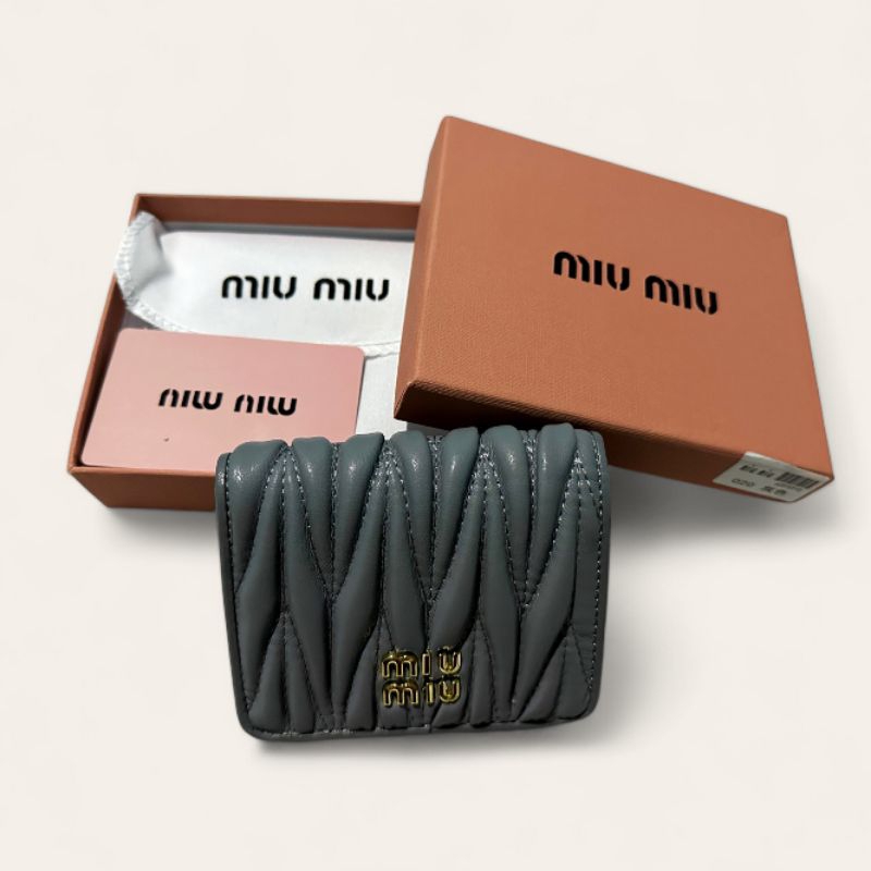 Dompet kecil miu miu