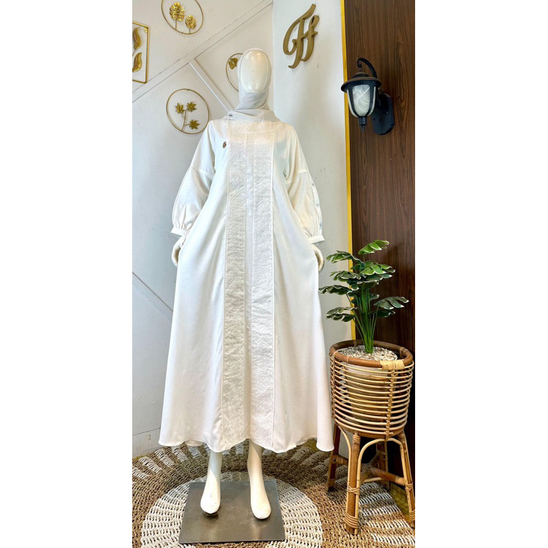 GAMIS PUTIH FREDELLA FASHION