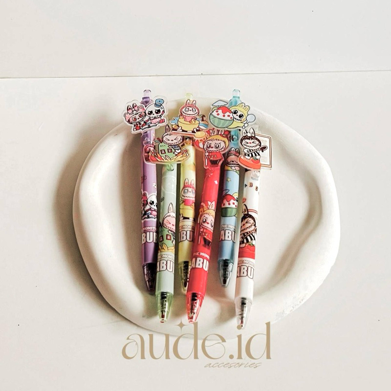 

AUDE - Pulpen Labubu | Pen Labubu | Pulpen Sekolah | Pulpen Karakter | Pulpen Anak | Pulpen Labubu The Monster | Labubu The Monster | Pulpen Labubu The Monster