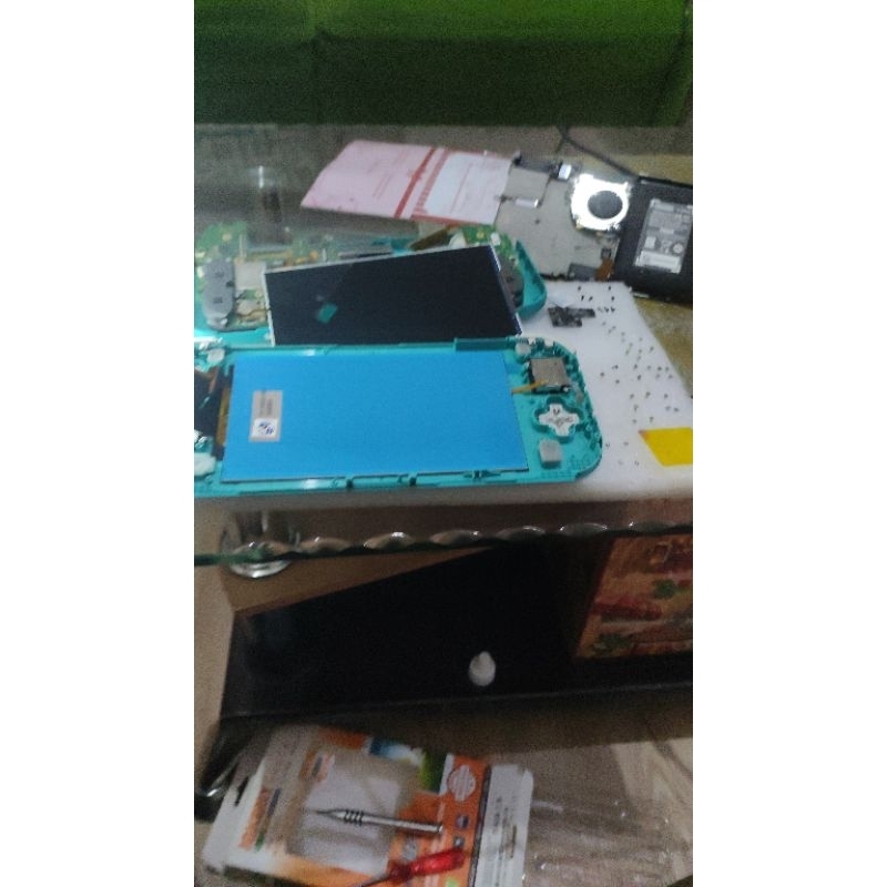 ganti LCD Nintendo switch lite