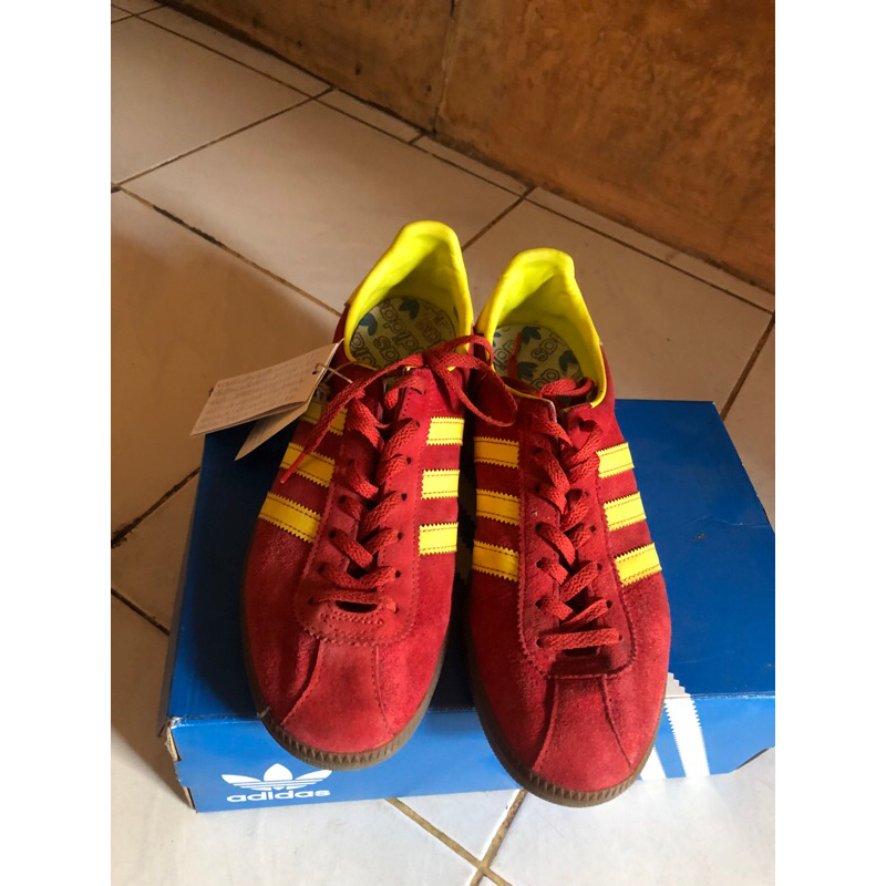 adidas Athen