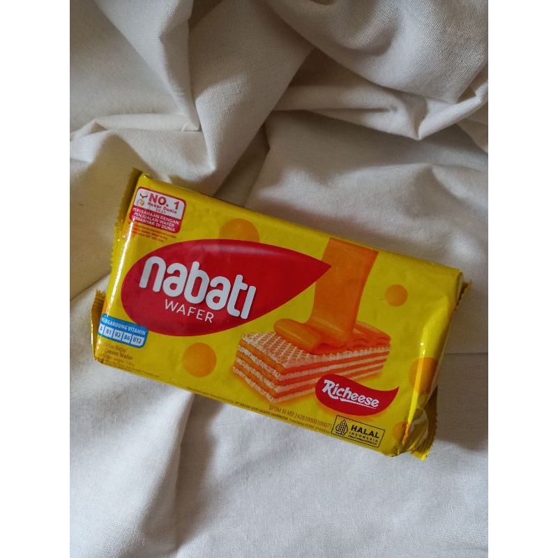 

NABATI WAFER 110G RICHEESE KEJU RICHOCO COKLAT KOREAN GOGUMA FLAVORED