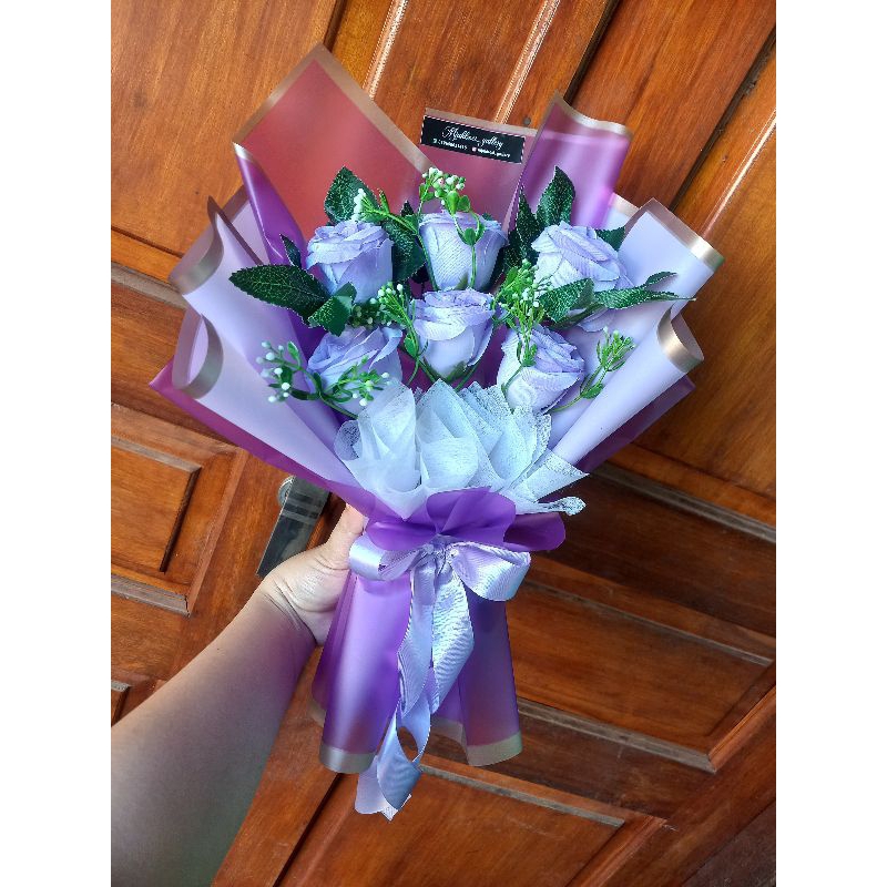 

BUKET BUNGA ARTIFICIAL 6 TANGKAI WARNA UNGU
