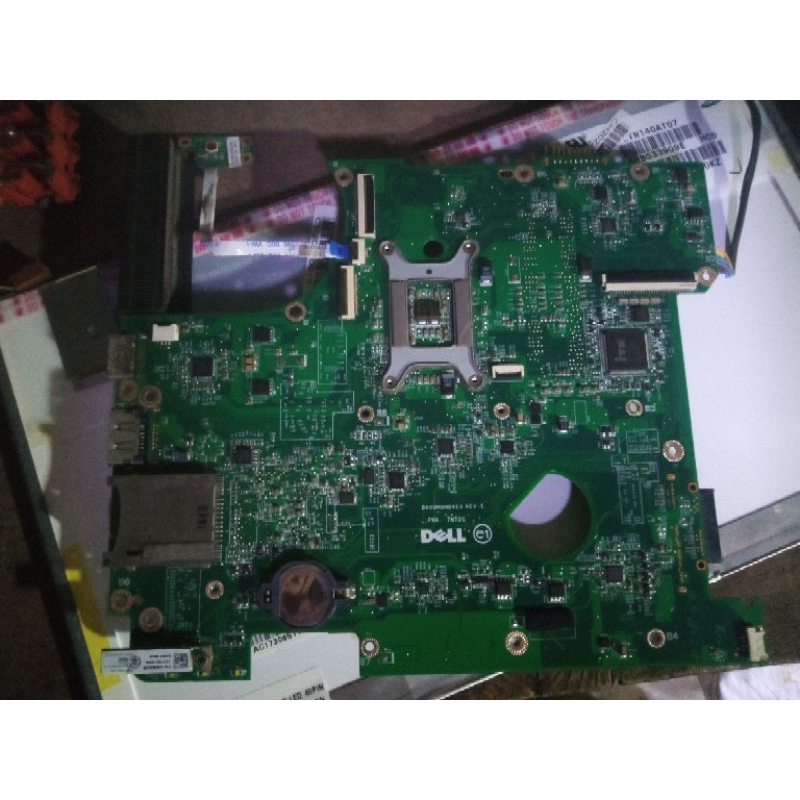 mesin laptop  dell n4010 normal