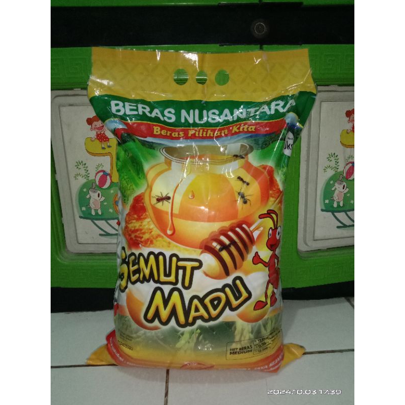 

Beras Semut madu 5Kg