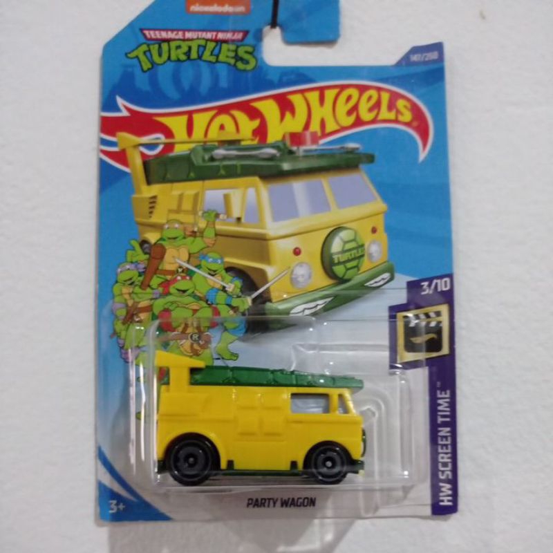 Hot Wheels Teenage Mutant Ninja Turtle Party Wagon Yellow