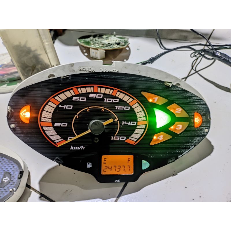 mesin sepidometer Honda karisma plus lcd original copotan
