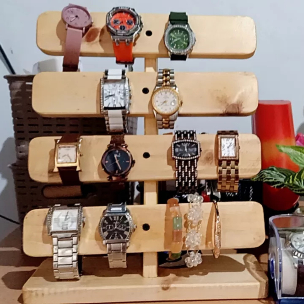 PAJANGAN JAM TANGAN STAND JAM DISPPLAY JAM RAK JAM TANGAN TEMPAT JAM WADAH JAM PENJANGGA JAM TANGAN 