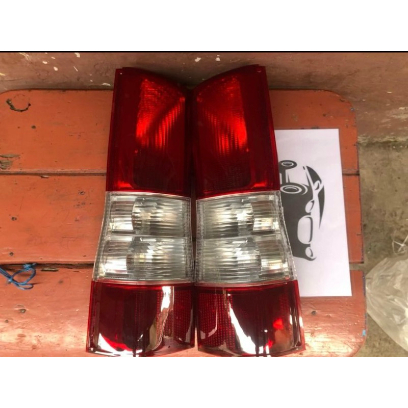 stoplamp/lampu belakang grand max