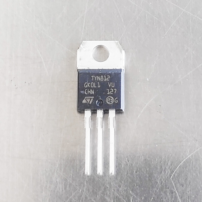TRANSISTOR TYN812 TR TYN 812 SCR 12A 800V TO-220AB