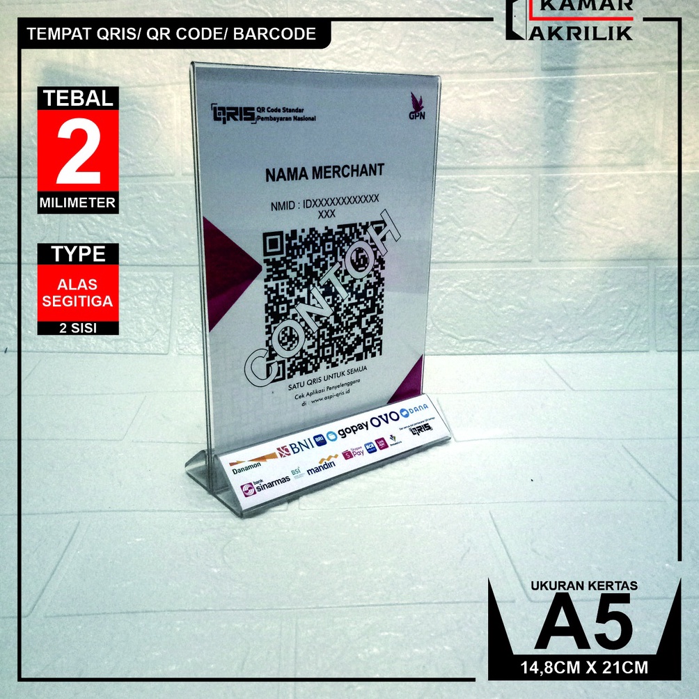

KODE S9H7 Akrilik Tempat QRIS Barcode A5 2mm kaki segitiga dengan cetakan logo Gopay OVO Dana mBanking lainnya